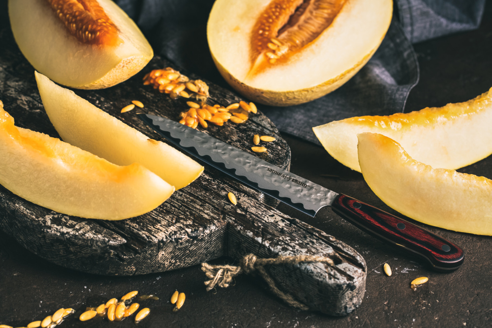 Нож кухонный "Samura KAIJU" Янагиба 240 мм, AUS-8, дерево,SKJ-0045