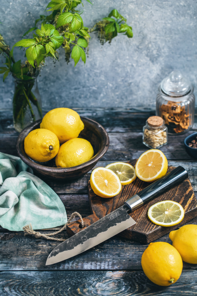 Нож кухонный "Samura BLACKSMITH" Сантоку 182 мм, AUS-8, гвоздичное масло, микарта,SBL-0095